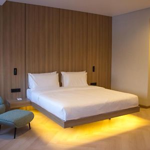 Resident Hotel Abay
